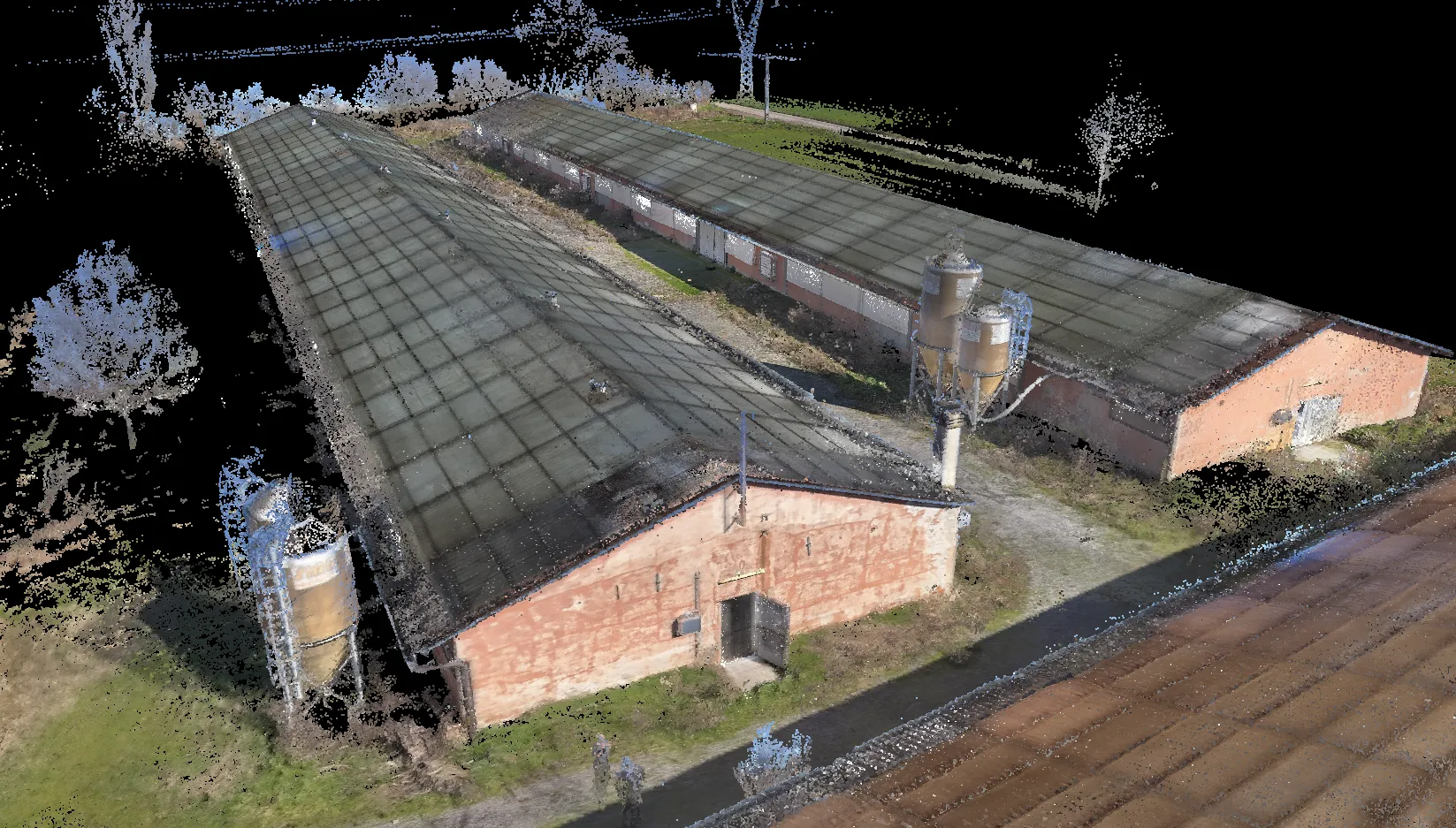 Rilievo 3D SLAM in allevamento — provincia di Brescia, base metrica per progetto